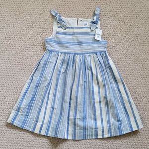Girls GAP dress size 4
